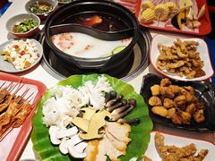 -钢管厂五区小郡肝串串香火锅(梅川路店)