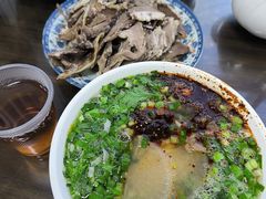 -吾穆勒蓬灰牛肉面·清真(北滨河中路店)