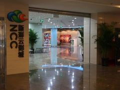 -天幕新彩云国际影城(激光巨幕店)