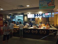 -麦当劳(沙井京基百纳广场店)