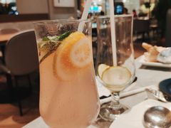 粉红斑马暴打柠檬-必胜客(城西银泰店)