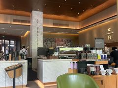 -星巴克臻选(深圳龙华红山天虹店)