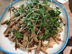 拌豆干-山城外·非遗酸菜鱼(蜀都万达店)