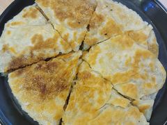 千层牛肉饼-宏状元现熬粥·京味菜(黄寺大街店)