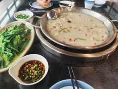 -老来福·非遗酸汤兔(凯旋路店)