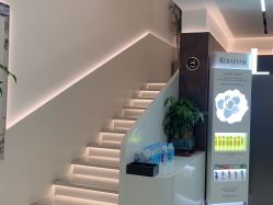 -LJOY丽锦造型·烫发染发