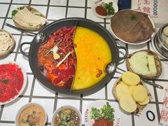 -朱光玉火锅馆·太原旗舰(钟楼街店)