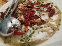 头牌酸菜鲈鱼（中份）-姚姚酸菜鱼·金戈戈香港豉油鸡(喜荟城联名店)