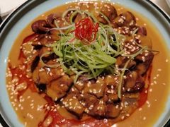 芝麻牛肉拉皮-青雅中餐厅(大连金石滩绿发希尔顿度假酒店)