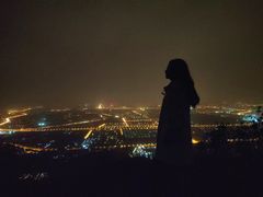 -鬼笑石后山停车场