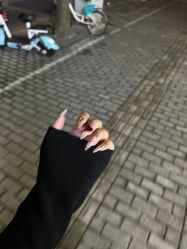 -手牵手美甲