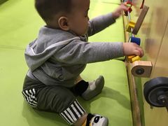 -乐融婴幼儿成长中心(四季青校区)