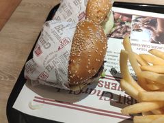 -The Habit Burger Grill 哈比特汉堡(复兴soho店)
