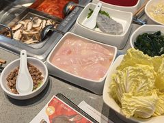 -海底捞火锅(让胡路万达店)