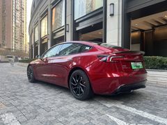 -TESLA 特斯拉(上海太古汇体验店)