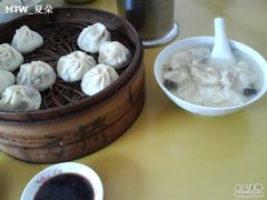 小笼+馄饨-方桥点心店(易发城店)