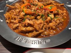 牛蛙煲-胖哥俩肉蟹煲(湖滨银泰in77店)