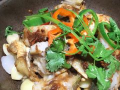 煎鱼头煲-黔香阁·味(花木店)