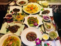 -蘑菇私房菜小馆(杨家坪西城天街店)