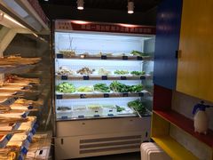 自助取餐区-耗儿鱼蛙蛙叫·老成都火锅(蛇口海昌街店)