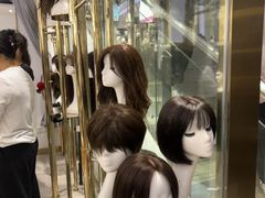 -LAQUEEN 时尚健康假发(万象城总店)