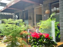 -苹果树下艺术餐厅(宋庄店)