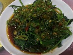 -洪霞餐馆