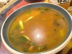 -丝路天山酒店(国际大巴扎店)