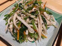 沙姜香菜梗杏鲍菇丝-十二舍·湯物素煮(江泰潤政店)