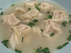 刀鱼小馄饨-沈大成(南京东路店)