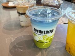 -抱抱地球咖啡馆(国家海洋博物馆店)