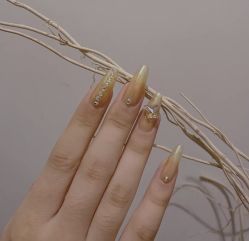 -EAST日式美甲美睫沙龙