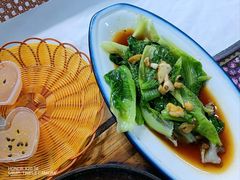 -刘姐啤酒鱼民族演艺餐厅(西街总店)