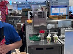 -DQ·蛋糕·冰淇淋(虹口龙之梦店)