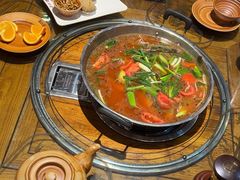 -亮欢寨酸汤鱼(沙冲路店)