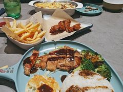 -荣记·囍粤茶餐厅(花都店)