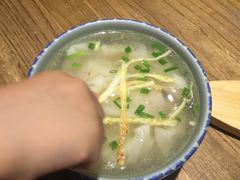 -新梅华·茶点餐厅(欧尚店)