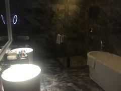 -榛悦隆堡成都酒店(春熙路太古里店)