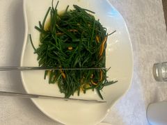 -汗腾格里·风味餐厅(新疆驻京办店)