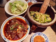 -肖四女乐山跷脚牛肉(世博源店)