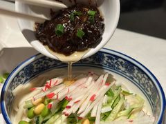 炸酱面（小碗）-北平楼·烤鸭·北京菜(牡丹园店)