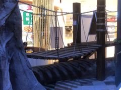 -暴风岛沉浸式体验馆(百联世纪店)