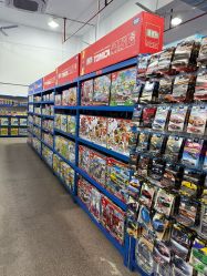 -逝水玩具折扣店