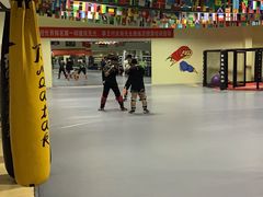 -拳义格斗搏击散打泰拳拳击俱乐部(裕华店)