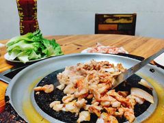 -石记东北风味烤肉店(子固路店)