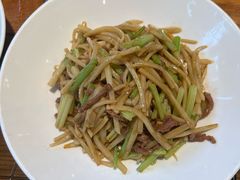 -黄泥岗·地道湖北菜(奥特莱斯店)