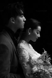 -雪中彩影婚纱摄影·微光艺术中心