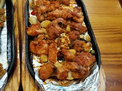 -老东镇啤酒屋海鲜加工·蒸汽海鲜·海鲜烧烤(台东店)