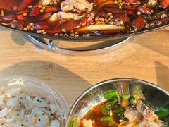 -鸿顺老铁锅美蛙鱼府(解放碑店)