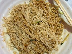 -肥肥虾庄·金牌油焖大虾(首义路店)